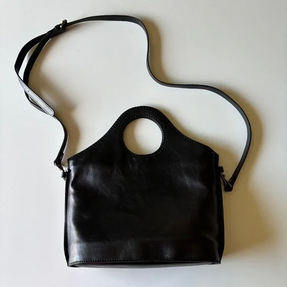 Patricia Nash Black Moretto
Shopper Italian Leather
Handbag - Picture 6 of 14